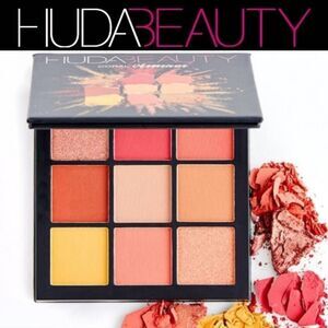 Huda Beauty Obsessions 9-Pan Palette